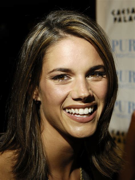 Missy Peregrym nue, 128 Photos, biographie, news de stars | LES STARS NUES
