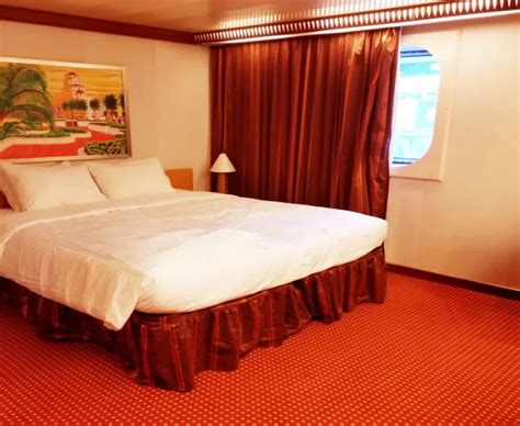 Carnival Dream Rooms, Pictures & Amenities - Cruise Deck Info