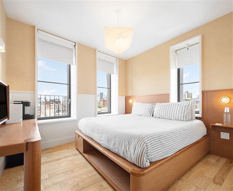 Getting to Freeman Alley in Manhattan via Public Transportation 7