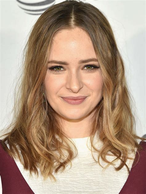 Download Ashleigh Cummings - A Star On The Rise Wallpaper | Wallpapers.com