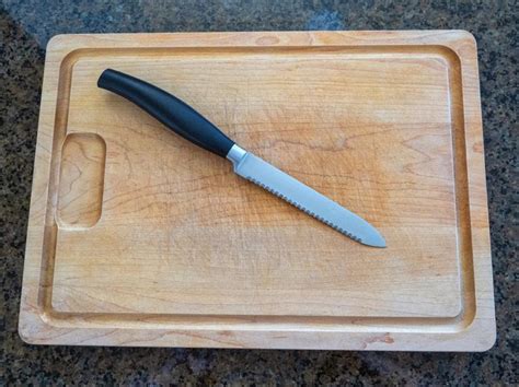 Serrated Knife - A Kitchen Must Have - HDMD Knives Blog