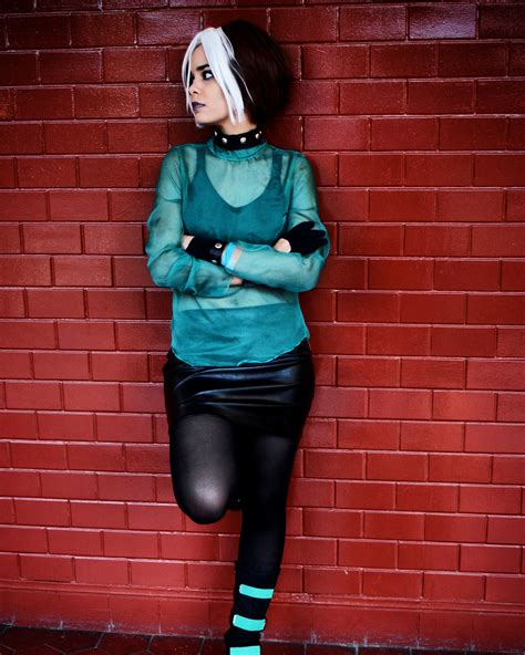 Rogue cosplay by F. Lovett : r/cosplaygirls