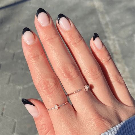 thin black french tip nails