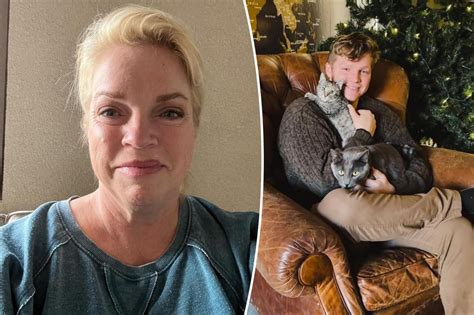 sister wives star janelle brown shares tragic final photo  son