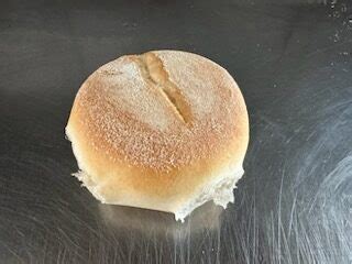 roll modern pontes bakery