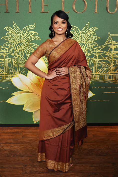 Shalini Peiris Photos • CelebMafia