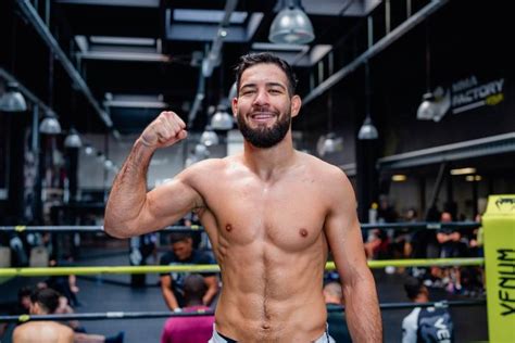 Nassourdine Imavov Se Alista Para UFC Paris | UFC