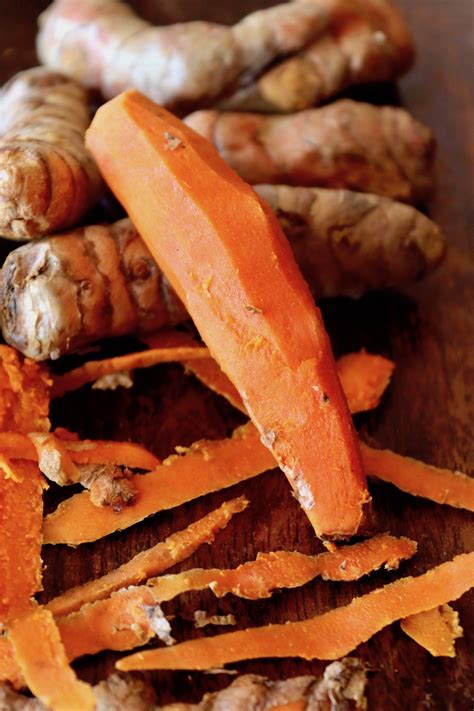 turmeric root   eat  alana toomey blog