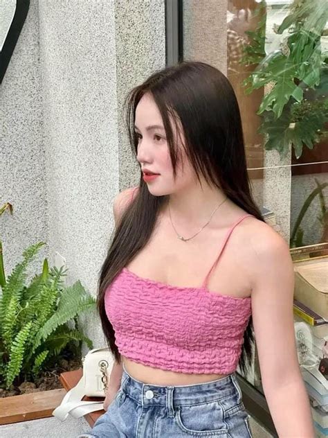hinh anh tran thi nhung bikini vong  cang tron quyen ru