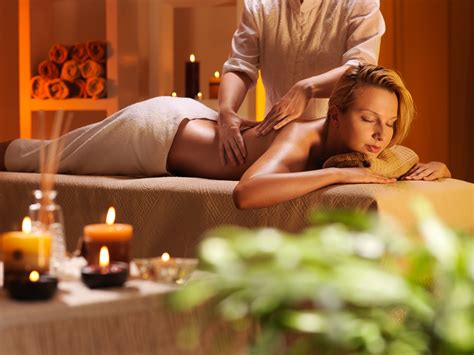 Massages Near Me - Massage Deals & Discounts | Groupon