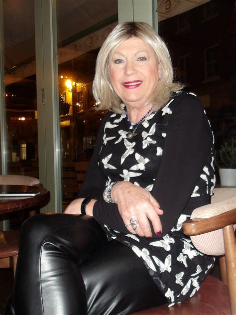 Mature Crossdresser | Flickr