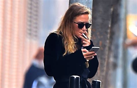 Olsen Twins Smoking: A Look Into Their Extreme Chainsmoking Habit