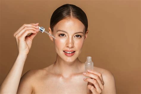 how to apply serum face 12