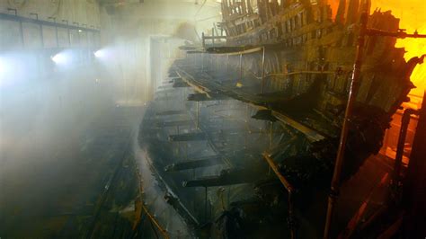 Bones from wreck of Mary Rose suggest handedness might affect