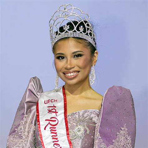Miss Oahu Filipina Scholarship Pageant - Hands down to my very own
