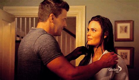 bones brennan  booth gifs ps entertainment