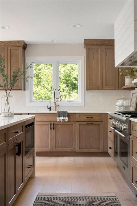 12 Beautiful Examples of Kitchens With White Oak Cabinets in 2024 ...