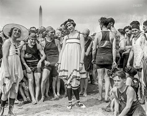 Shorpy Historical Picture Archive :: Galaxy of Beauty: 1919 high