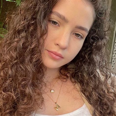 Melis Minkari (TV Actress) - Age, Birthday, Bio, Facts, Family, Net ...