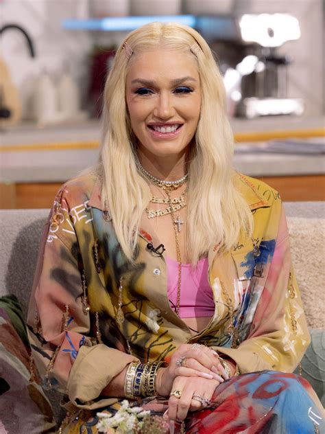 Gwen Stefani - Lorraine TV Show in London 06/20/2023 • CelebMafia