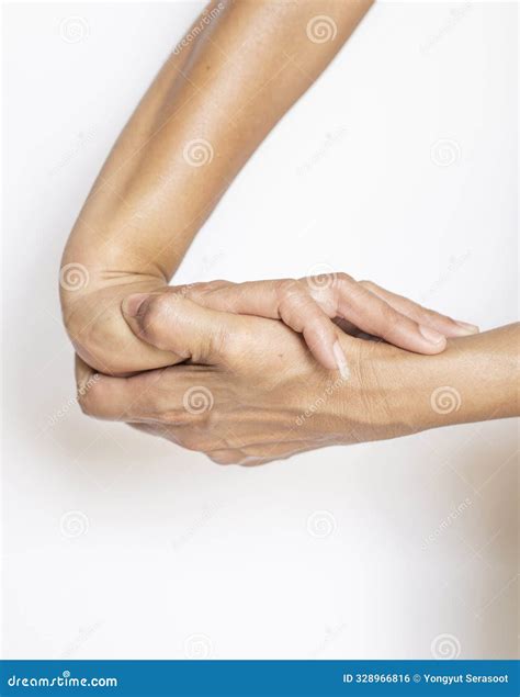 Symptoms of the Affected Person Hand Problems with Pain in the Joints