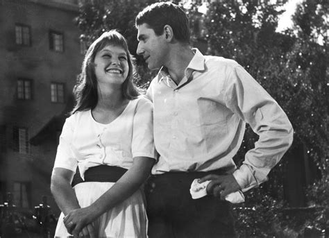 L’histoire d’amour méconnue entre Robert Hossein et Marina Vlady