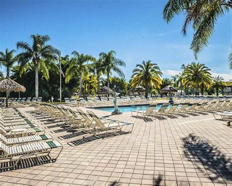 caliente resort tampa 17