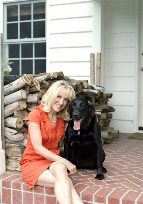 Download Tracy Austin Black Dog Wallpaper | Wallpapers.com