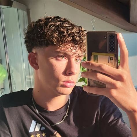 pica (@picano_.alessandro) • Threads, Say more
