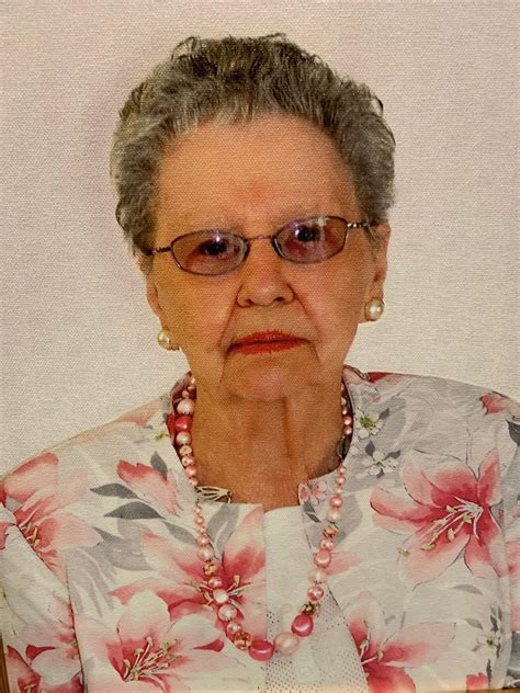 Maybelle Burns Obituary - New Bern, NC