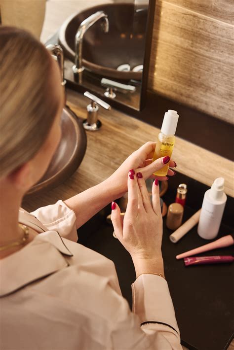 ritual kakek tua sydney 9