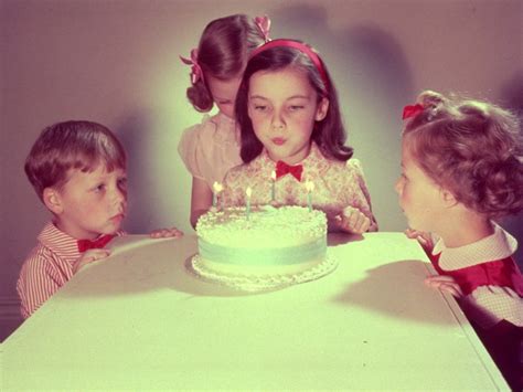 noobclear.blogg.se - Who owns the happy birthday song