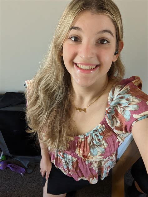 I look innocent but I love being naughty ;3 : r/Blondes