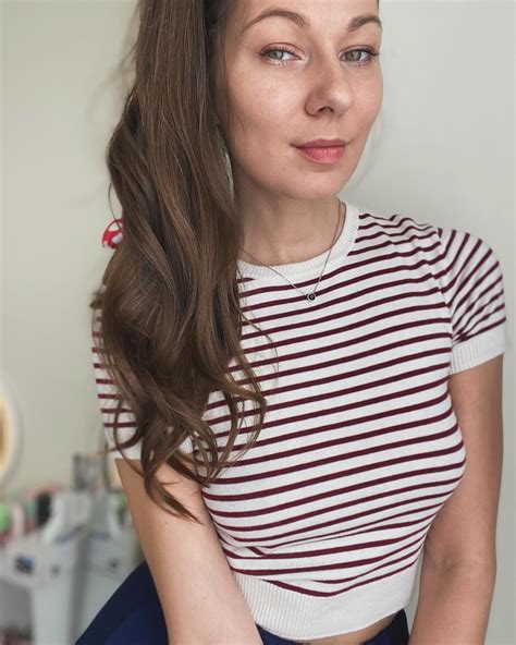 Ripley | Do you like my cute princess shoes .? 👠🌸💝🎀😍 . . . . . #