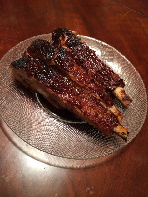 Pressure cooker pork ribs . Set the machine to cook at high pressure