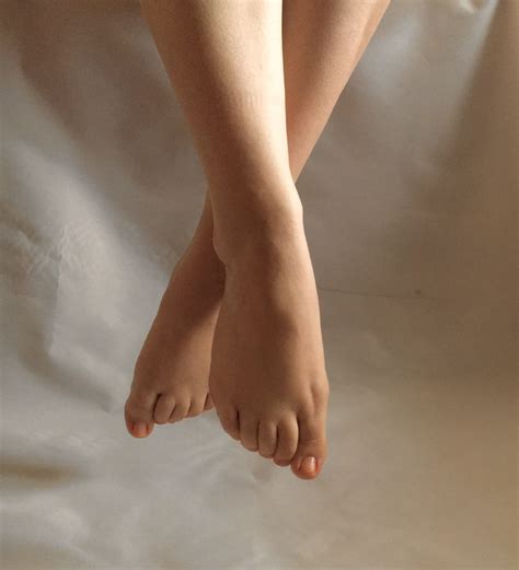 Petite High Arched Feet - Fun With Feet