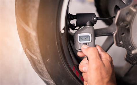 TPMS Sensor 101: What is It & How it Works? - Priority Tire