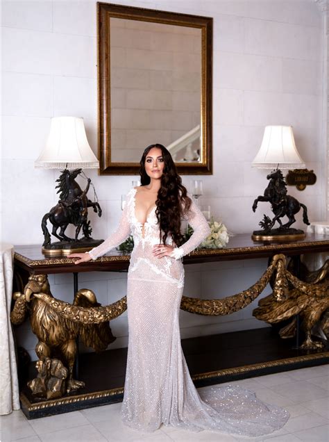 Jersey Shore's Sammi Sweetheart looks lovely in Bridal Reflections gown!