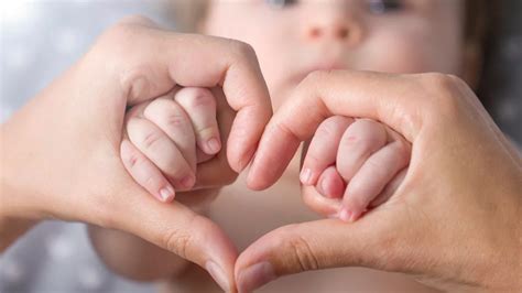 bukan  suhu  penyebab tangan bayi dingin klikdokter