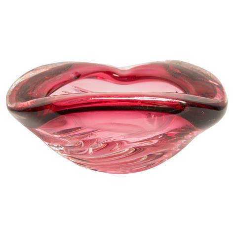 A Blue and Pink Curvy Murano Glass Ashtray at 1stDibs | curvy ash tray