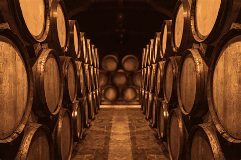 The Oak Influence: How Oak Affects Wine Characteristics and Flavor