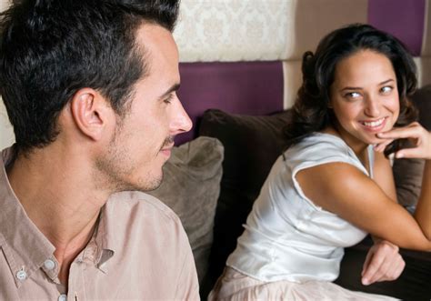 ways  flirt   guy  drive  crazy