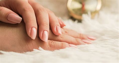 how to dry nails faster at home