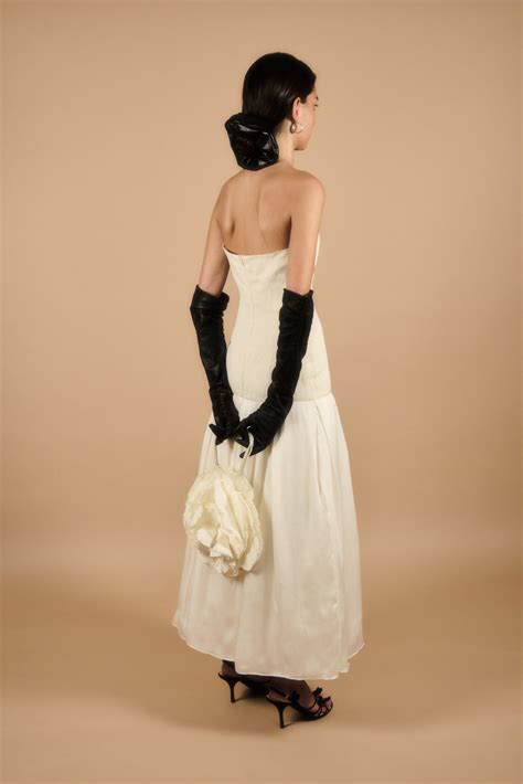 The Crown Linen & Silk Wedding Gown - Théoro Bridal – Mae Bridal