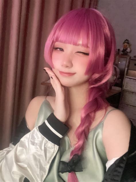 Hiroi Kikuri Cosplay🍻🤤 : r/BocchiTheRock