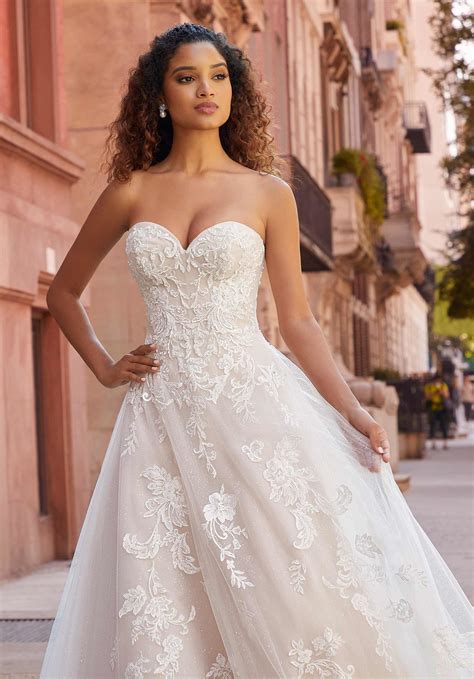 Drop waist wedding ball gown | Honestweddingadvice.com