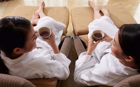 review singapores  relaxing body massages  world singapore