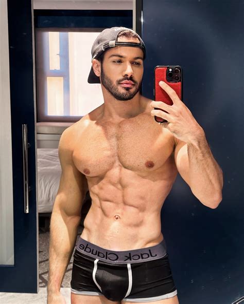 Jace Toned | Getting ready 🍒 | Instagram