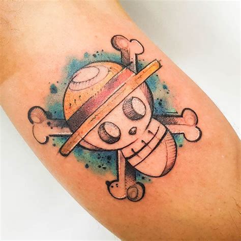 Tatuagem One Piece Pequena - One Piece Tattoo | Tatuagem de kali, Tatuagem one piece, Tatuagens únicas