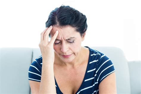 Ocular Migraine Causes, Symptoms, Diagnosis, Treatment